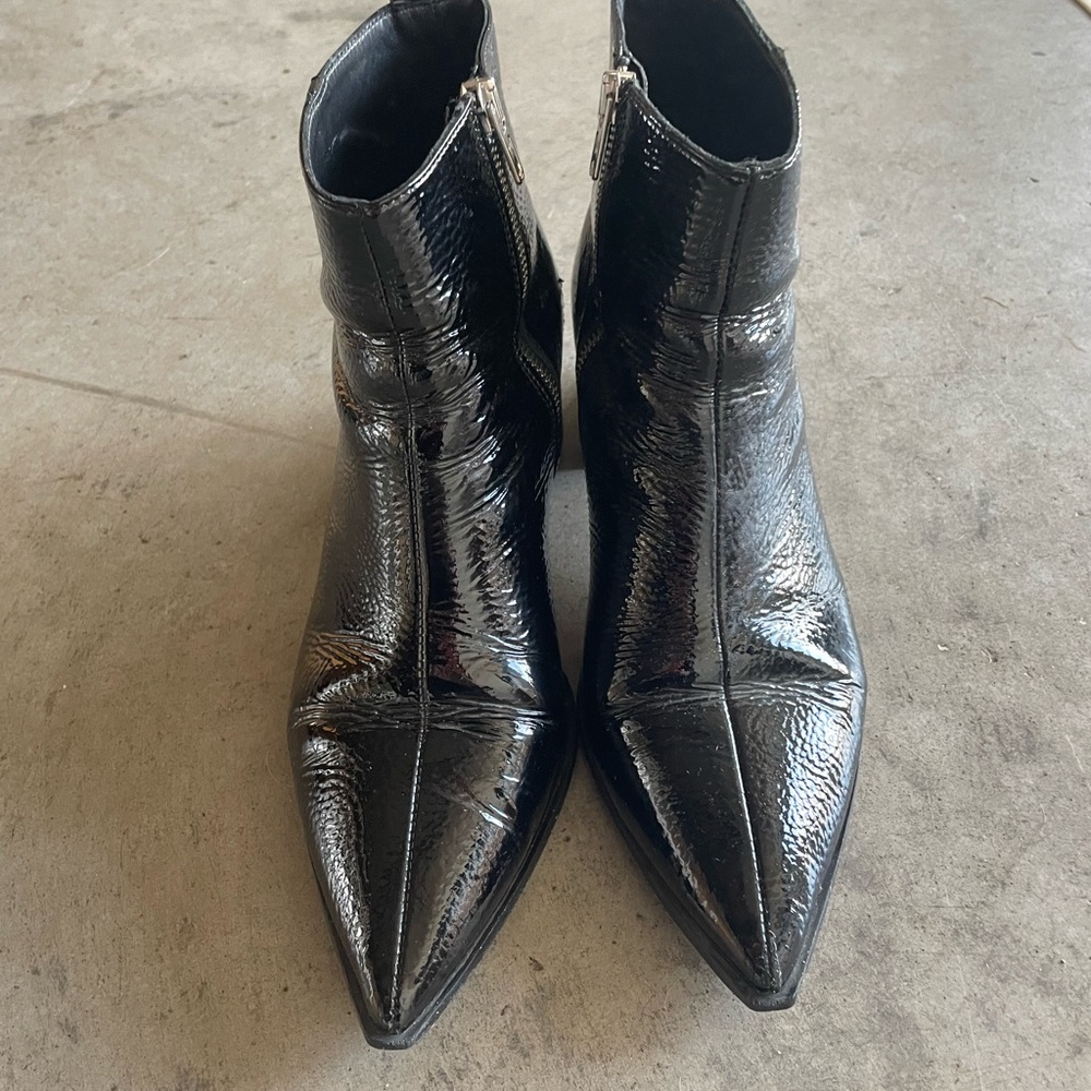 Everlane Boss Boot in Black Patent